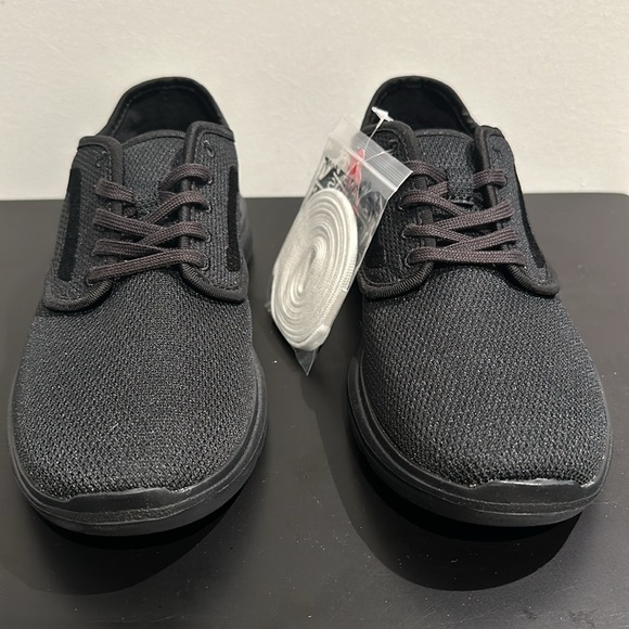 NIB Vans black sneakers - Picture 3 of 8